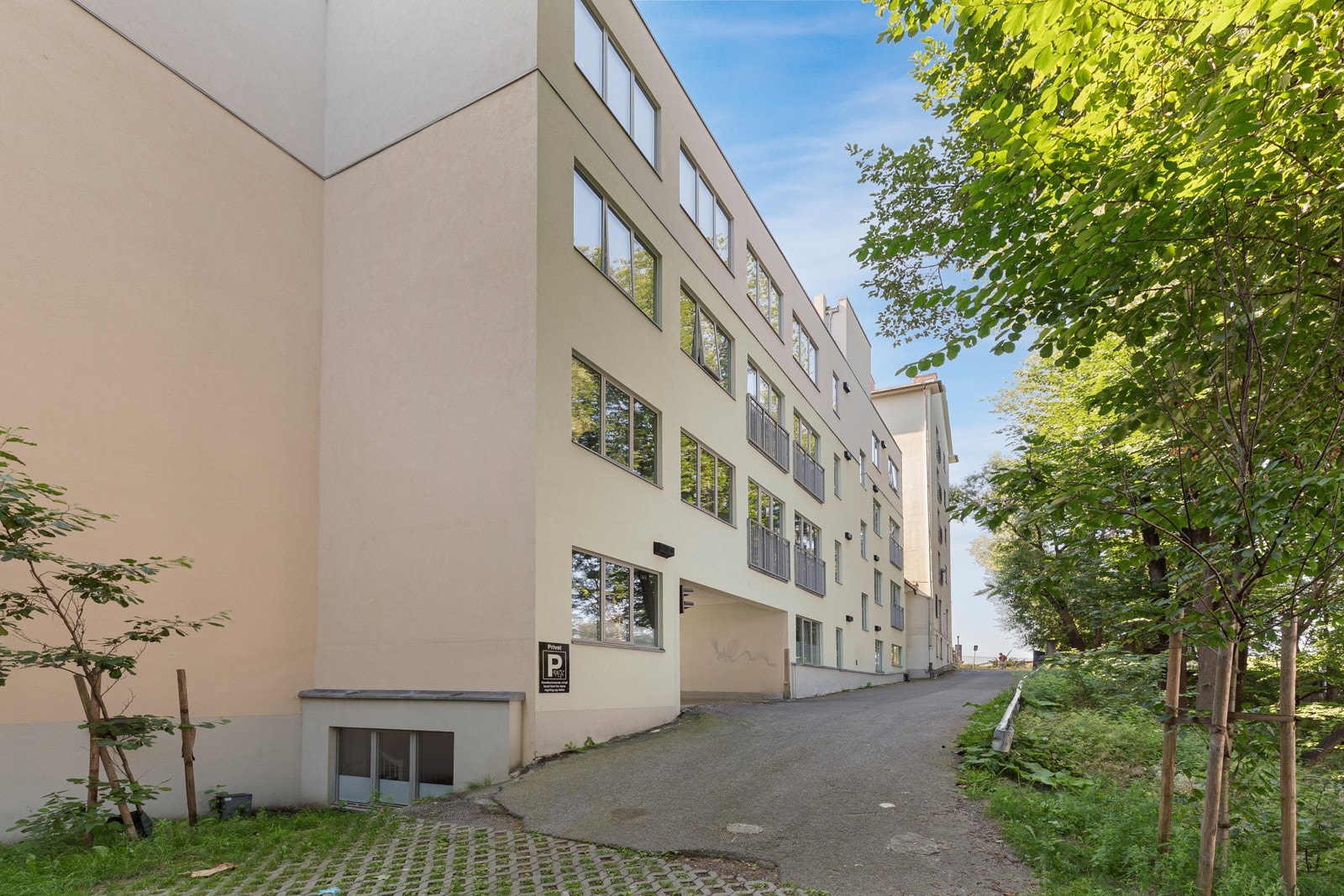 Fasade - velkommen til et hyggelig nabolag! Galleribilde
