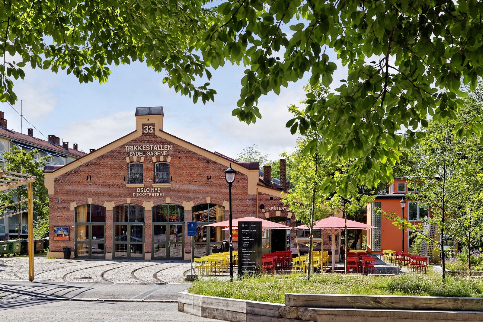 Bentsebrugata 17A ligger midt i smørøyet med umiddelbar nærhet til offentlig kommunikasjon, turmuligheter langs Akerselva, restauranter og andre servicetilbud Galleribilde