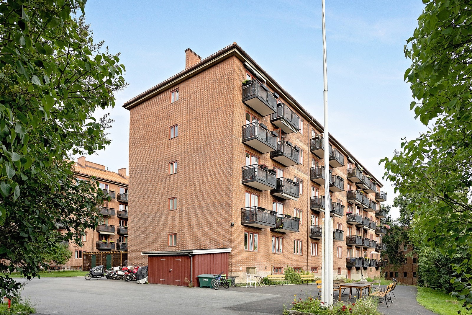 Borettslaget er godt drevet og det er gjort flere tiltak/ utbedringer i borettslaget Galleribilde
