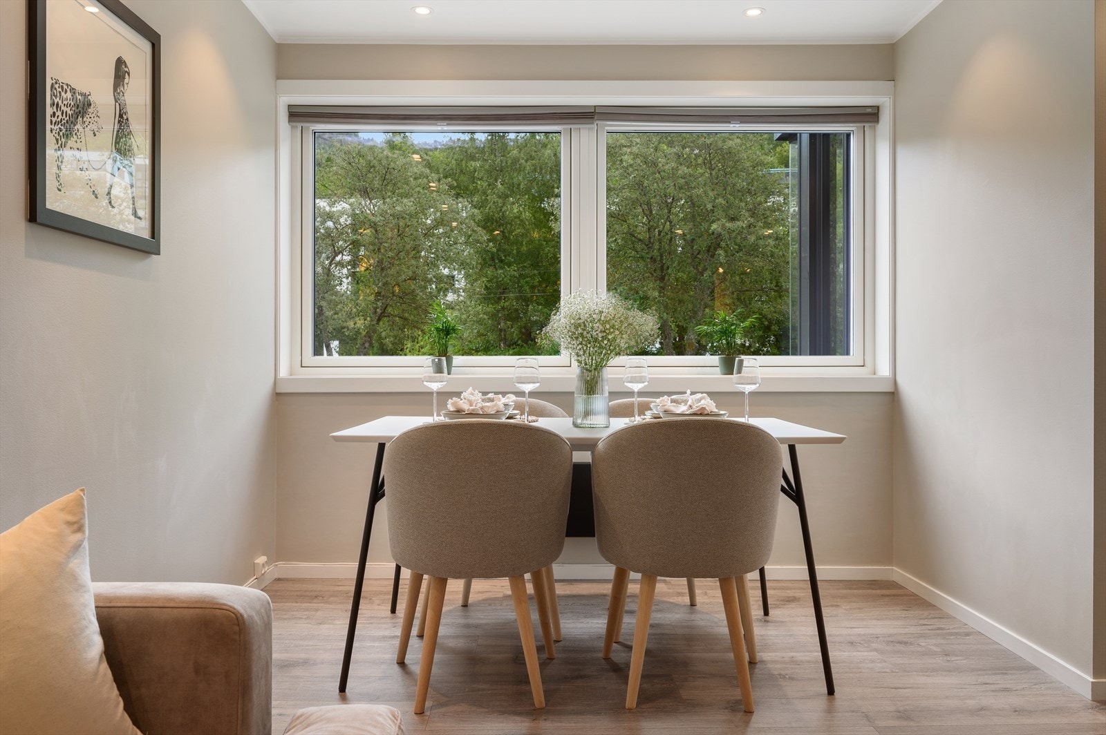 - Leiligheten har balansert ventilasjon som sørger for bedre luftkvalitet, innemiljø og energieffektivitet - Galleribilde