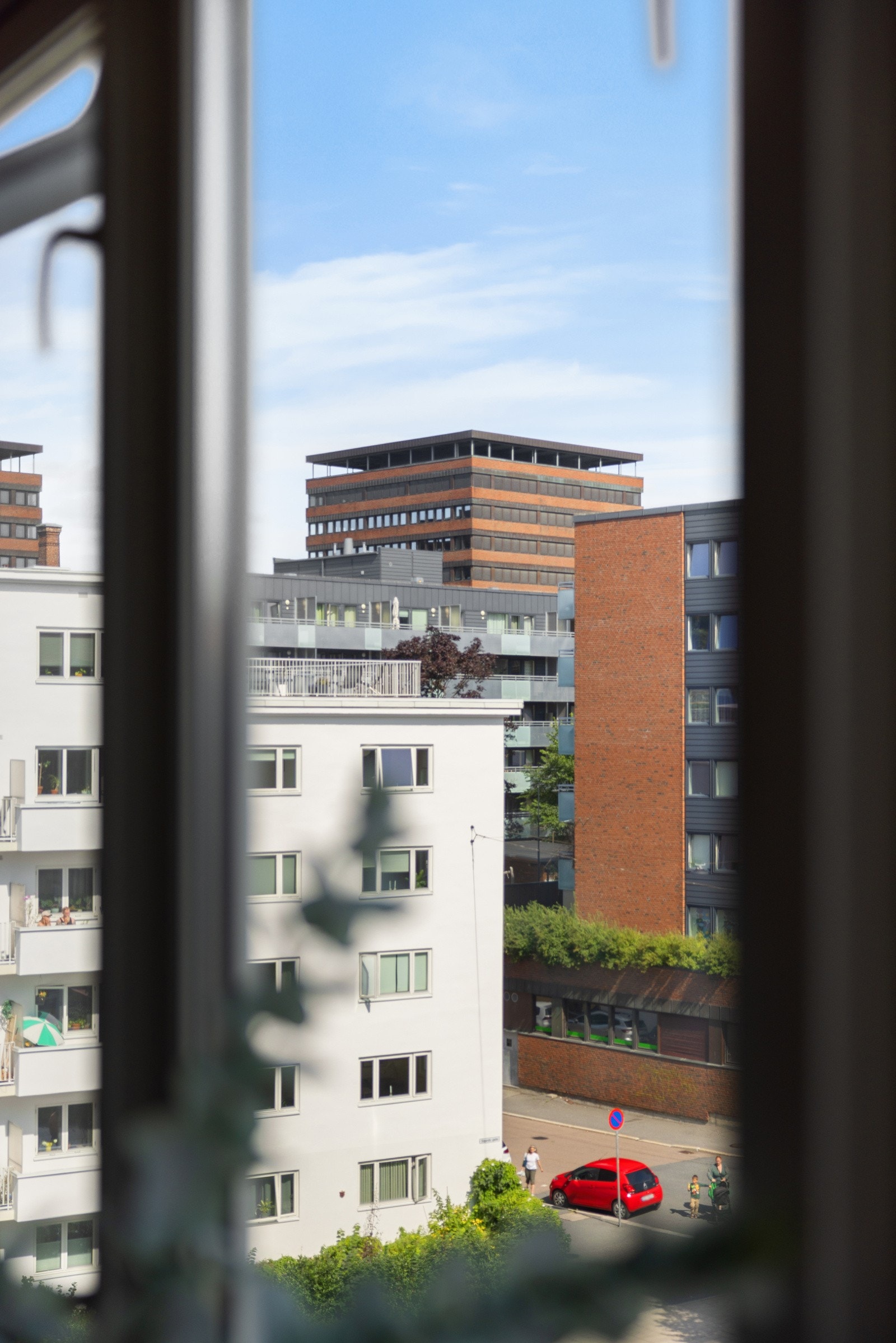 Soverommene vender ut mot Hertug Skules gate - en rolig sidegate. Galleribilde