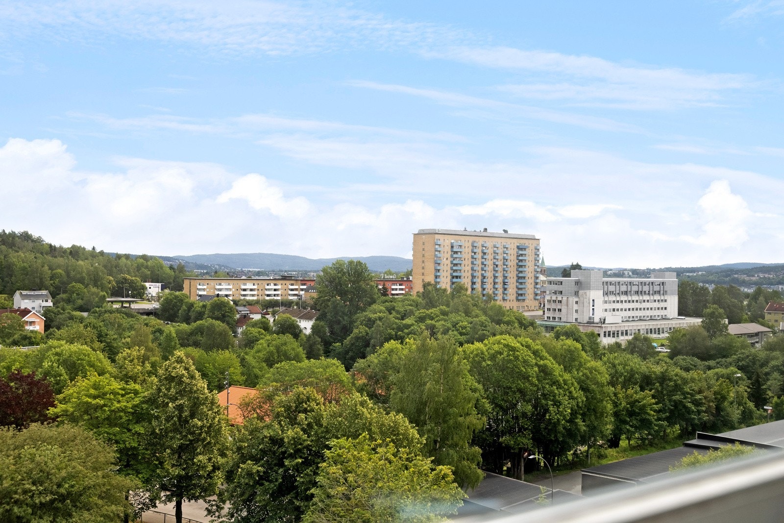 Flott og luftig utsikt fra soverommene! Galleribilde