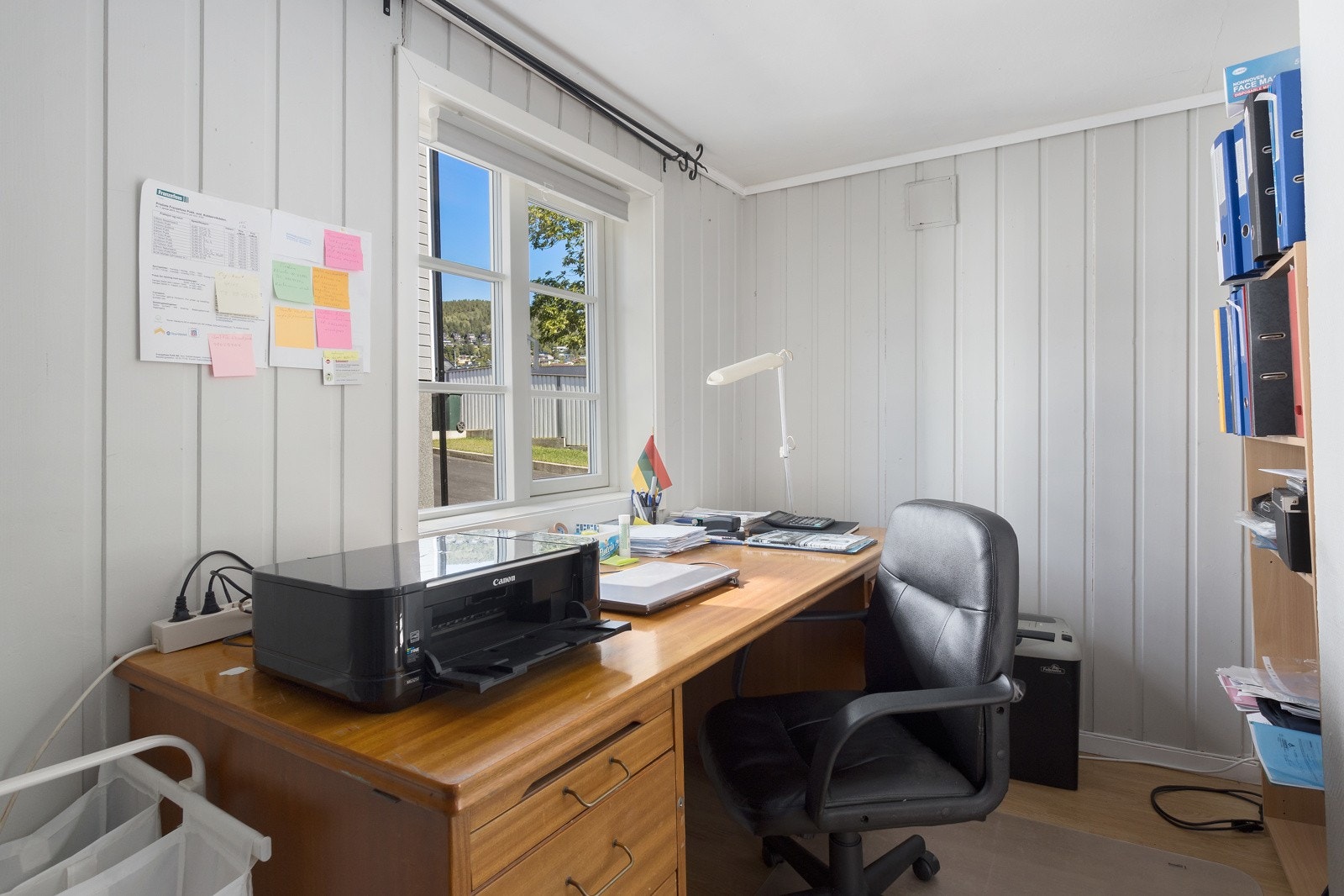 Hovedetg: Kontor Galleribilde