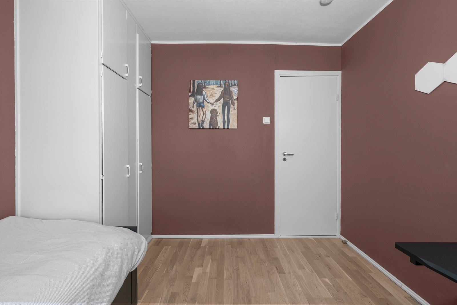 Dette soverommet passer perfekt som kontor, barnerom eller gjesterom. Galleribilde