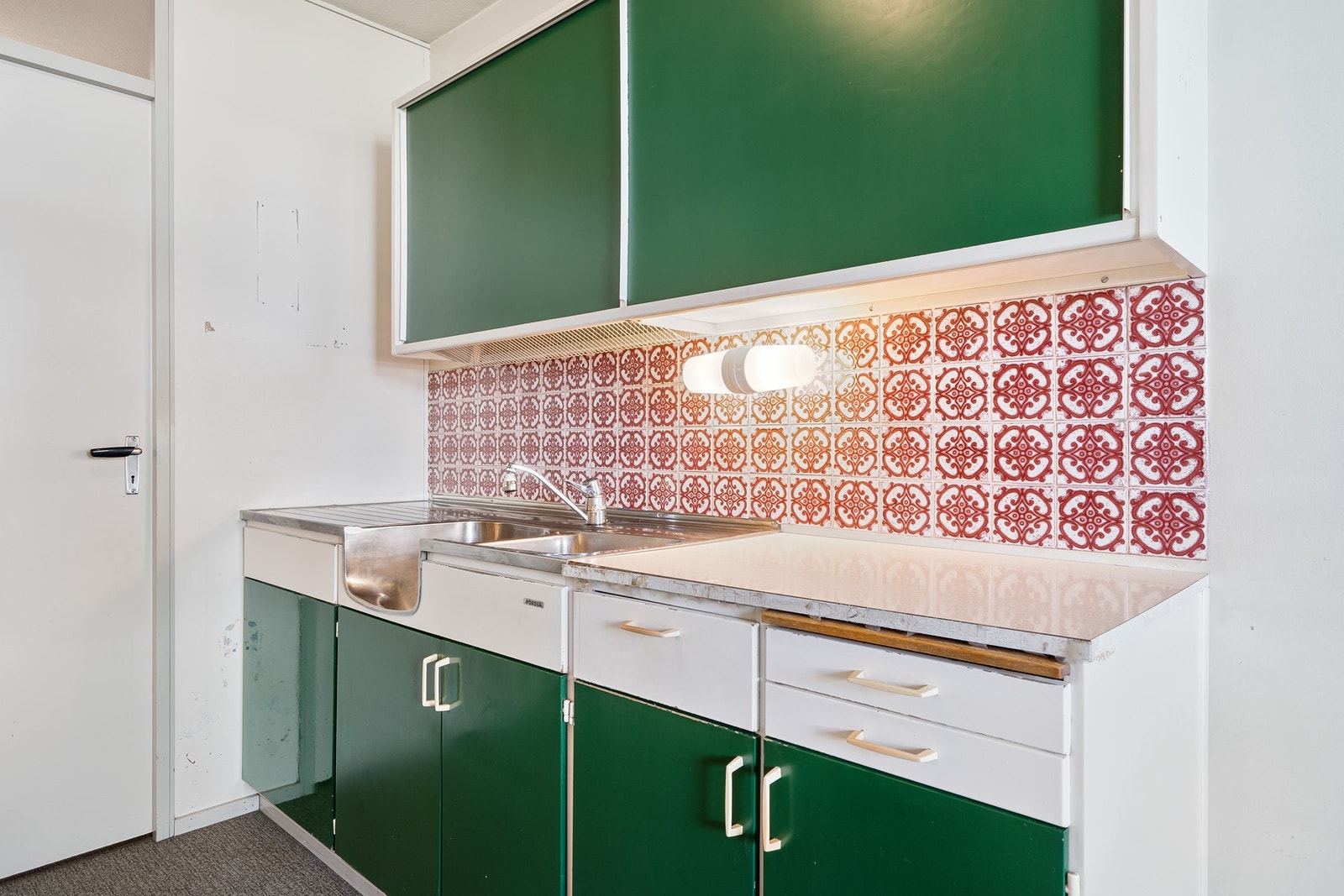 Gode parkeringsmuligheter i borettslaget med mulighet for leie av garasjeplass. Galleribilde