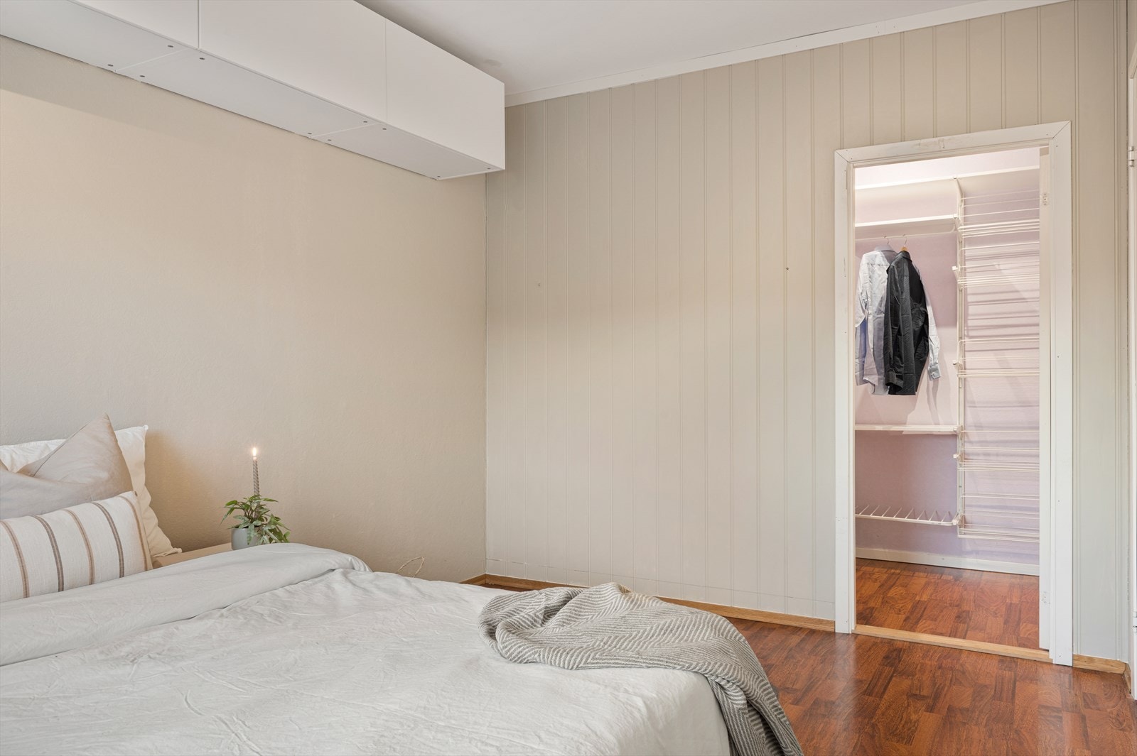 - Videre tilkomst til omkledningsrom på 4,9m² - Galleribilde