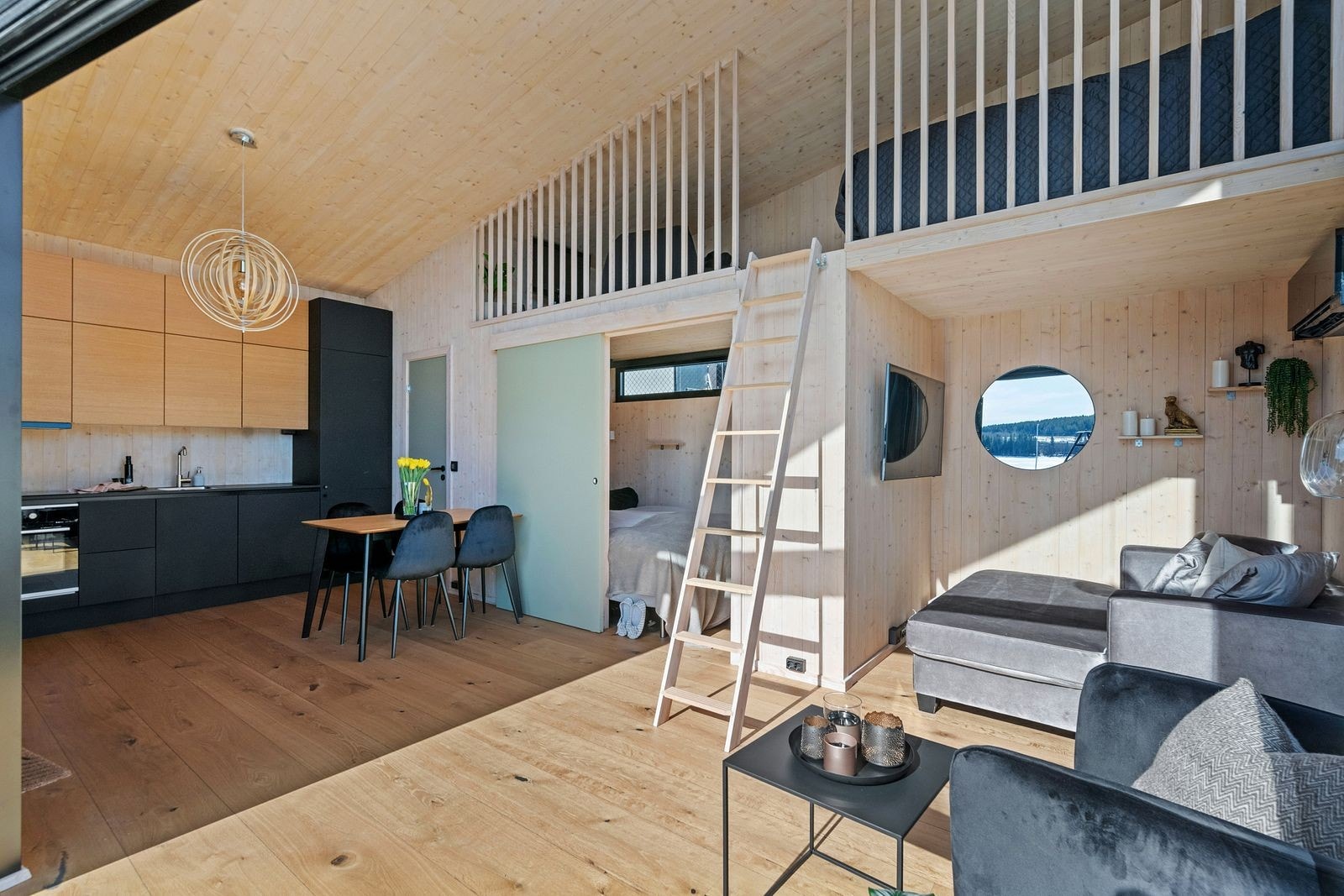 Velkommen til Nes Strandhager - et sommerparadis kun 45 minutter fra Oslo! Galleribilde