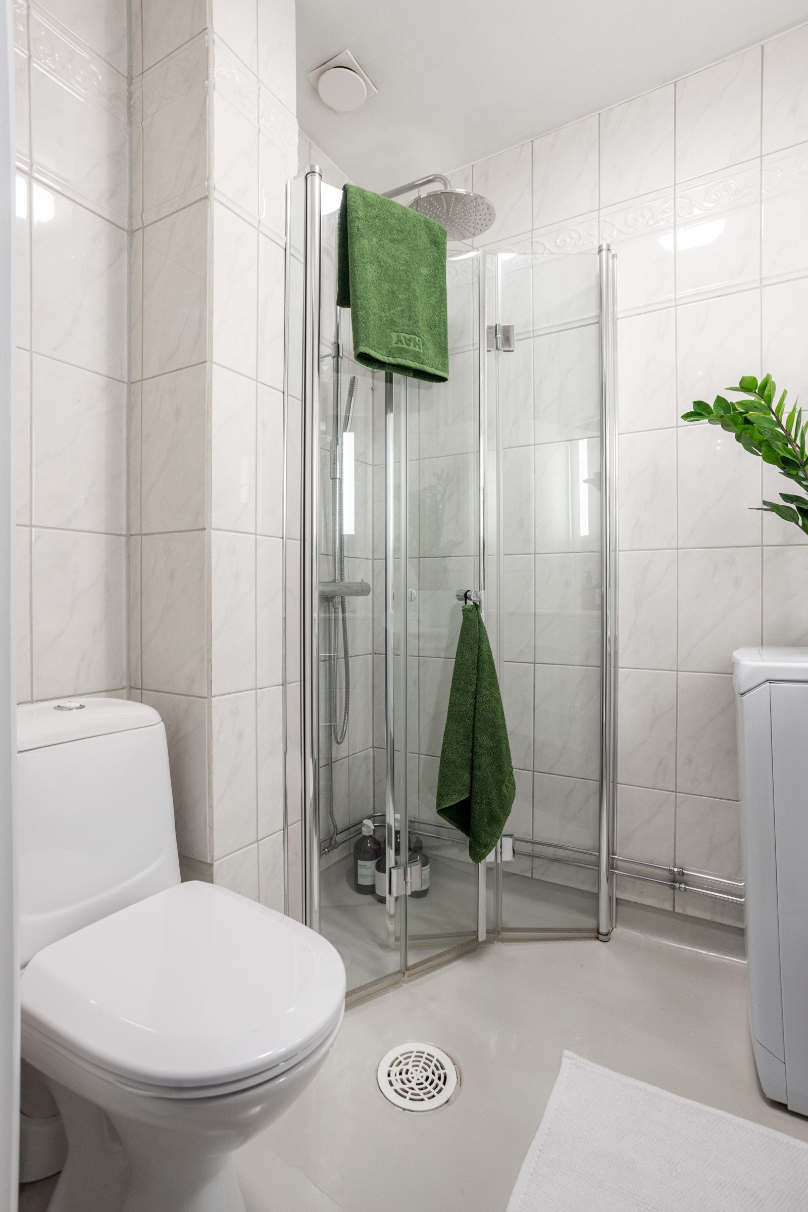 Det er et velfungerende fellesvaskeri i kjelleren dersom man ønsker å benytte seg av det i tillegg. Galleribilde