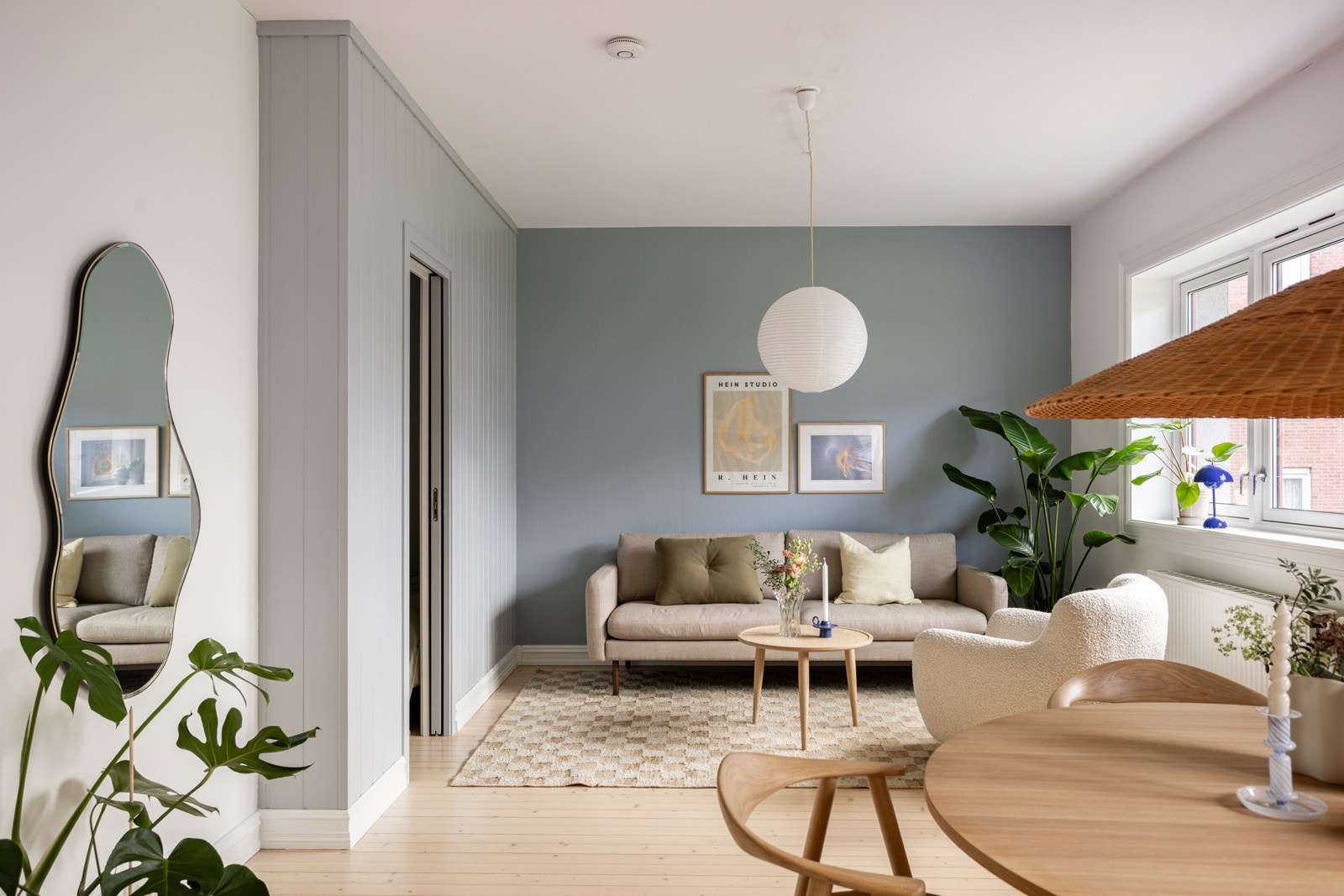 De originale tregulvene går igjen i alle rom. Galleribilde