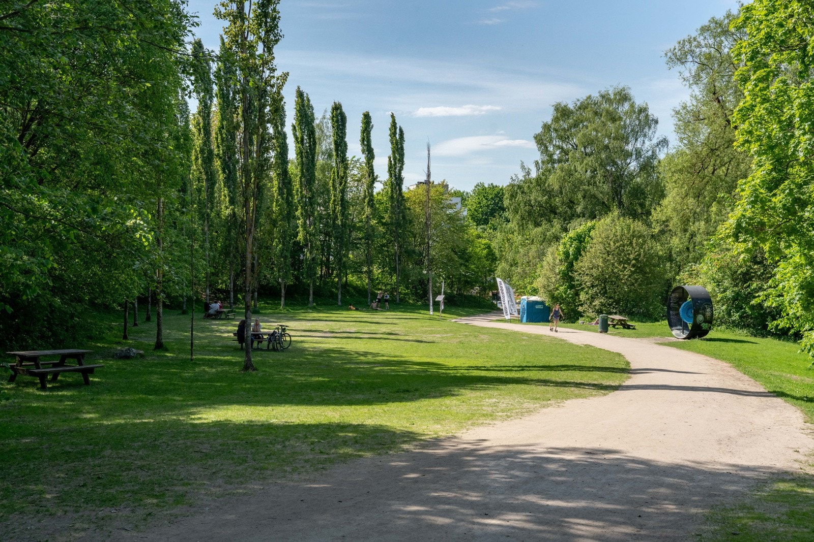 Videre er det kort veil til Svartdalsparken Galleribilde