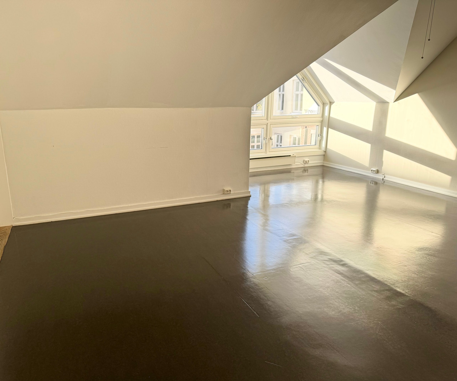 Lokaler i dag. Galleribilde