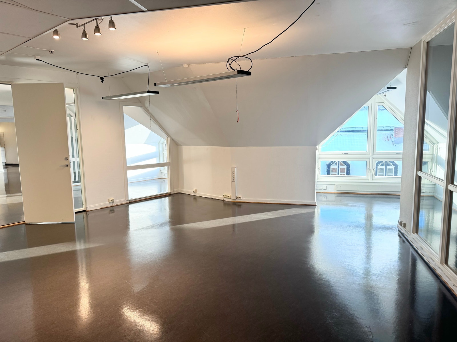 Lokaler i dag. Galleribilde