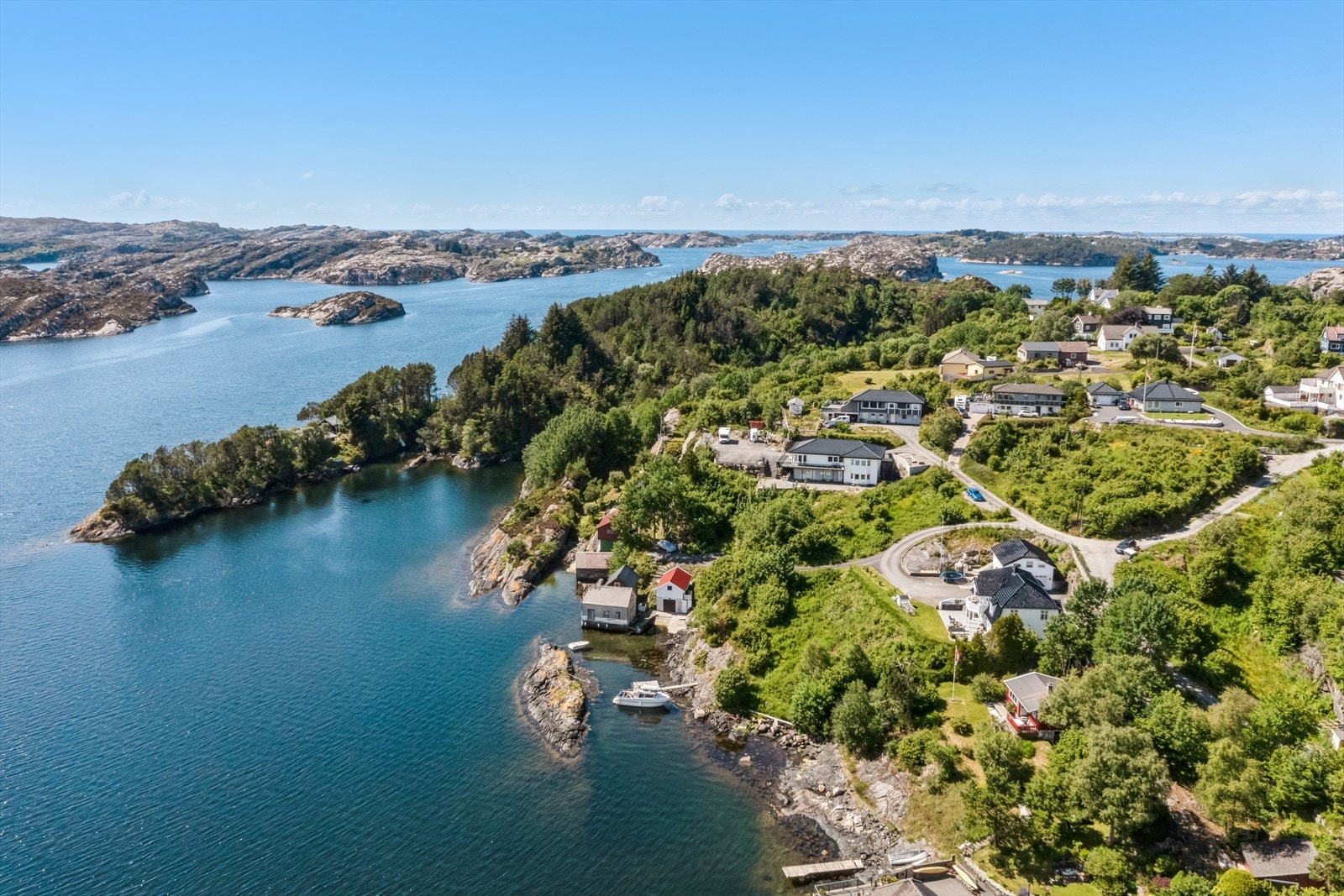 Kort vei til storhavet med båt Galleribilde