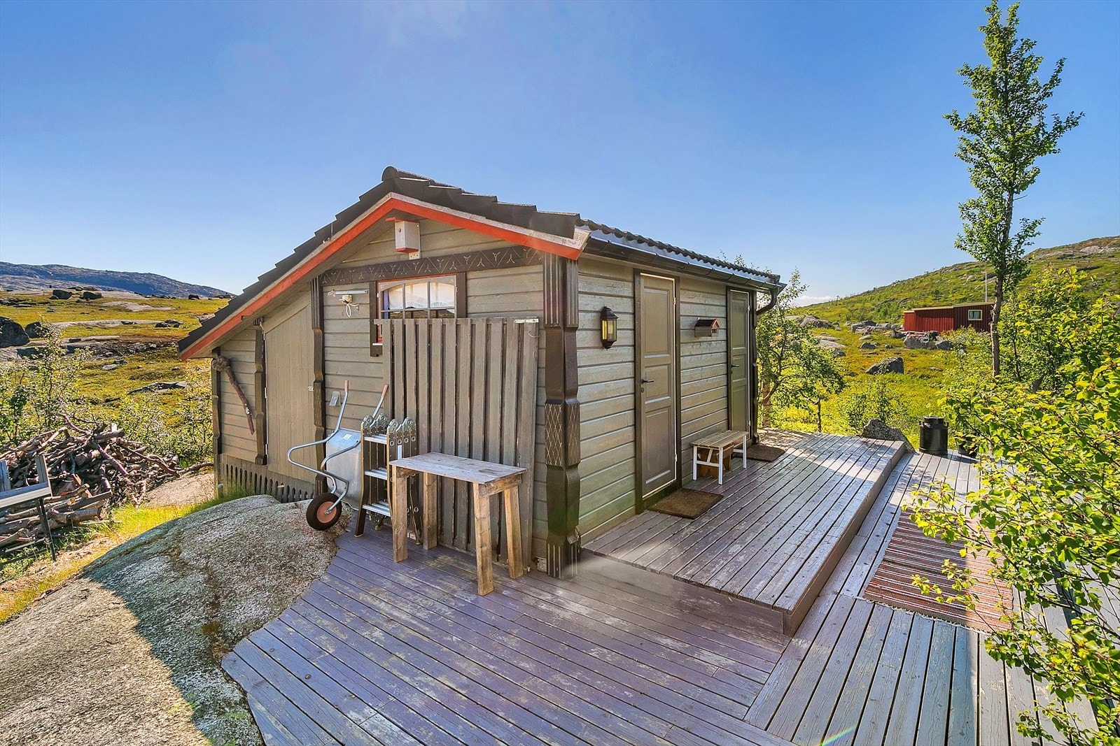 Uthus/utedo Galleribilde