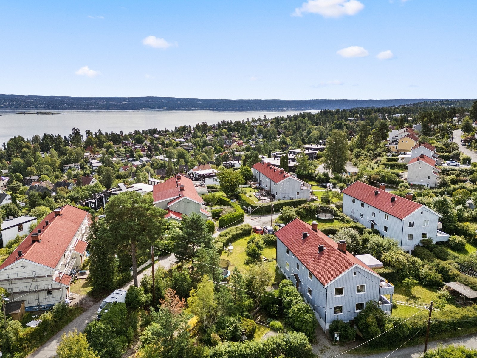 Eiendommen ligger i et etablert og populært boområde like ved Tangen Sentrum. Galleribilde