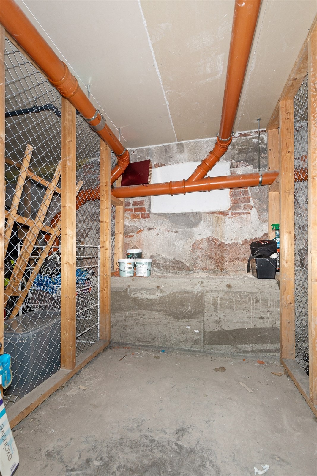 Leiligheten disponerer én bod i felles kjeller Galleribilde