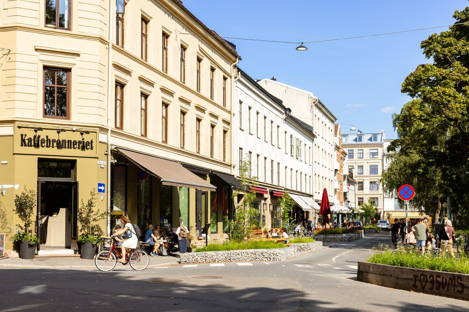 Grünerløkka er en svært levende del av byen med et yrende byliv, noe som gir deg et supersentralt utgangspunkt. Galleribilde