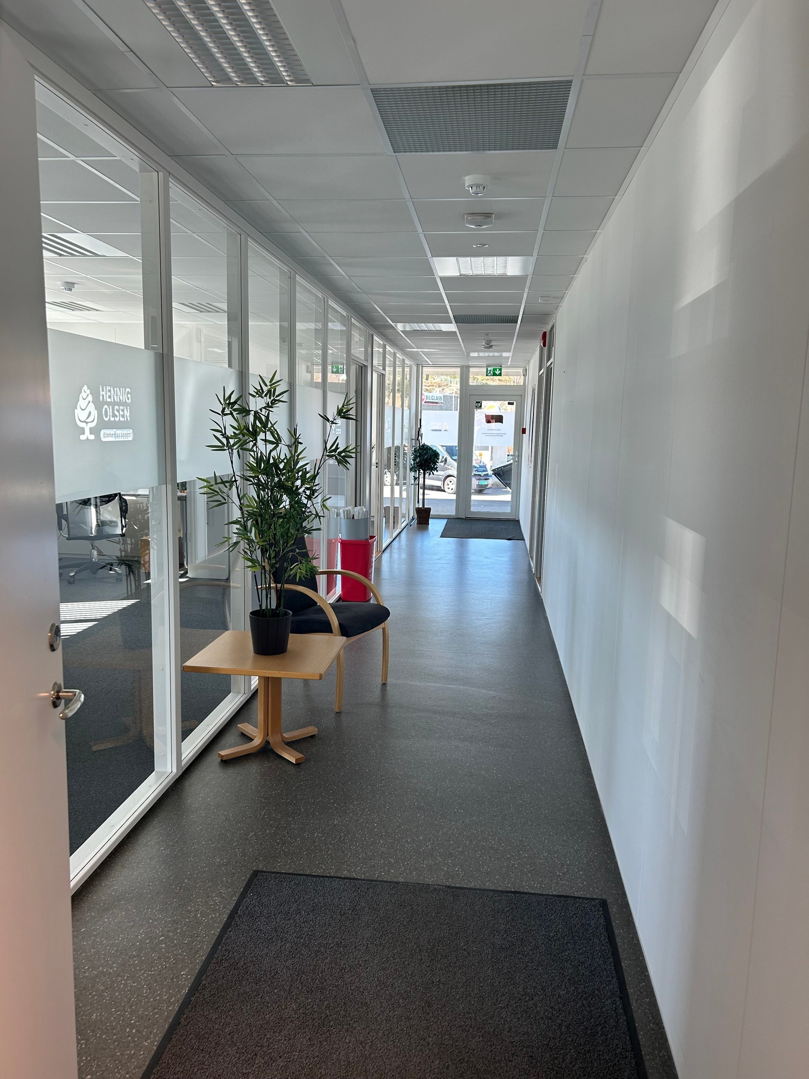 Korridor i kontordel i første etasje Galleribilde