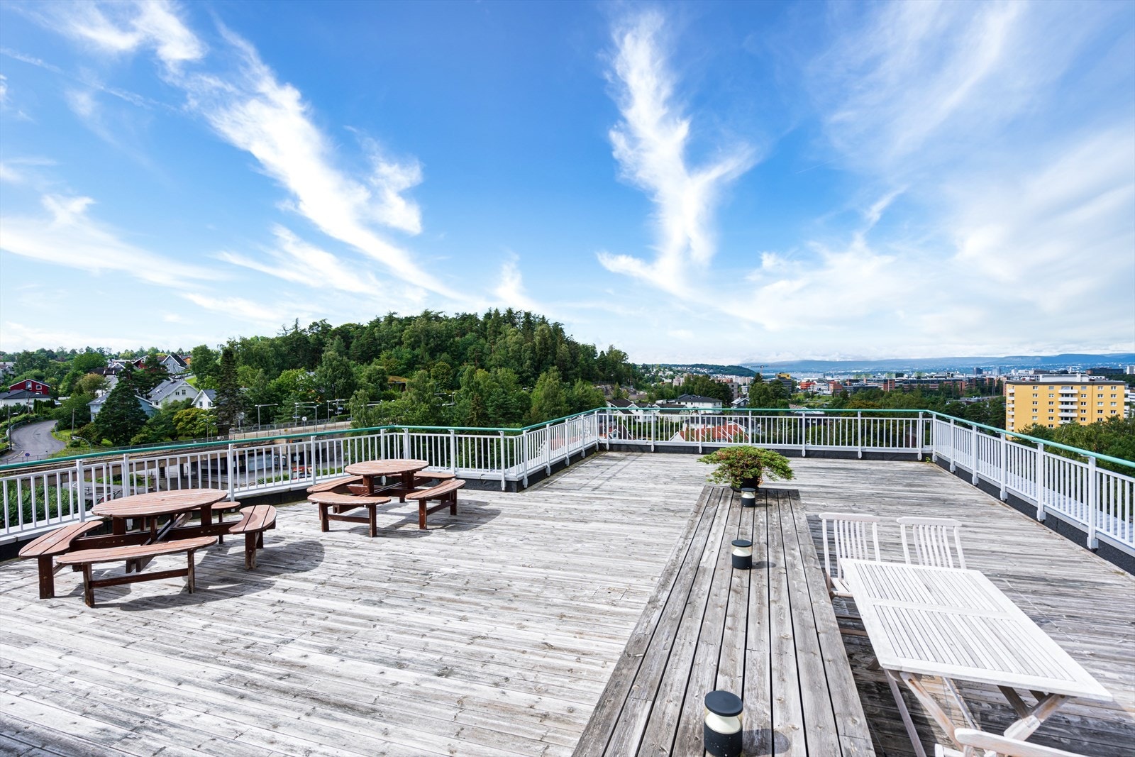Heisen går helt opp til takterrassen. Galleribilde