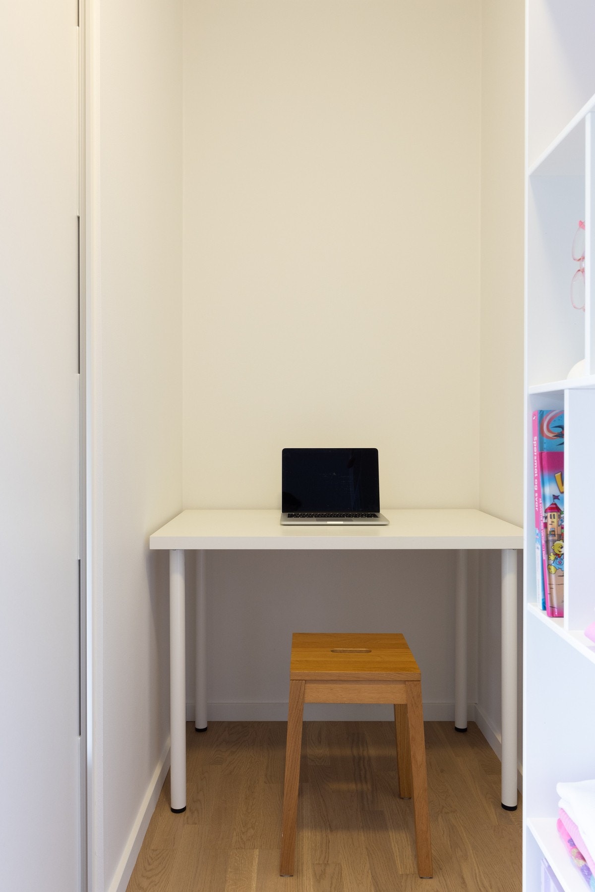 Boden er på 3 kvm og gir med det godt med plass. Galleribilde