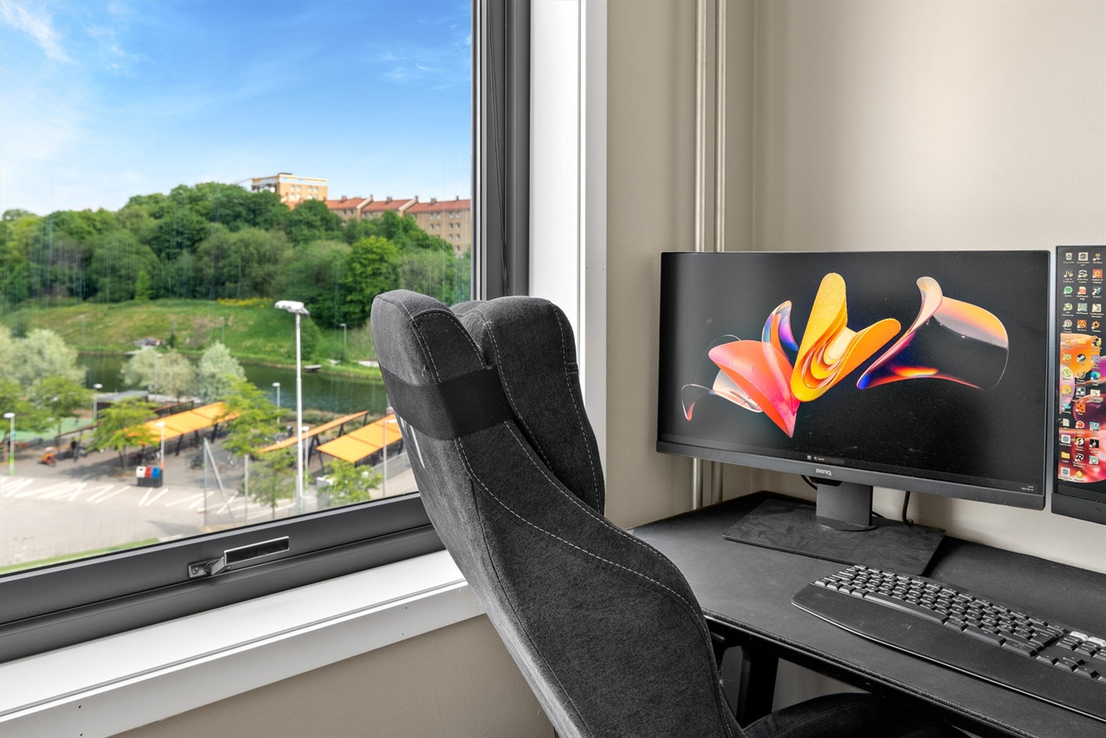 Rommet er naturligvis fleksibelt i bruk og passer perfekt som gjesterom, barnerom eller kontor. Galleribilde