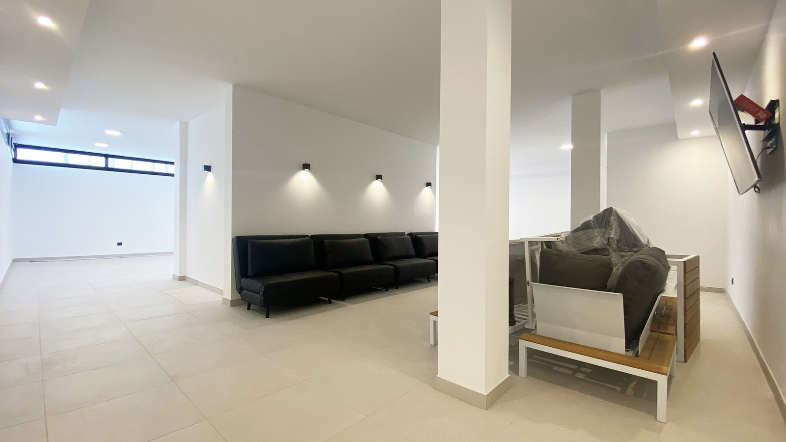 Flerbruksrom/garasje Galleribilde