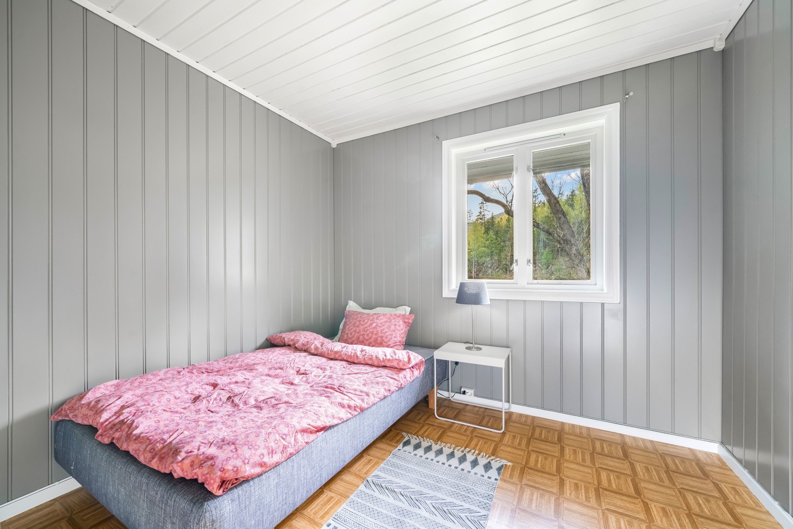 Soverom i 1. etasje i bolig 2 Galleribilde