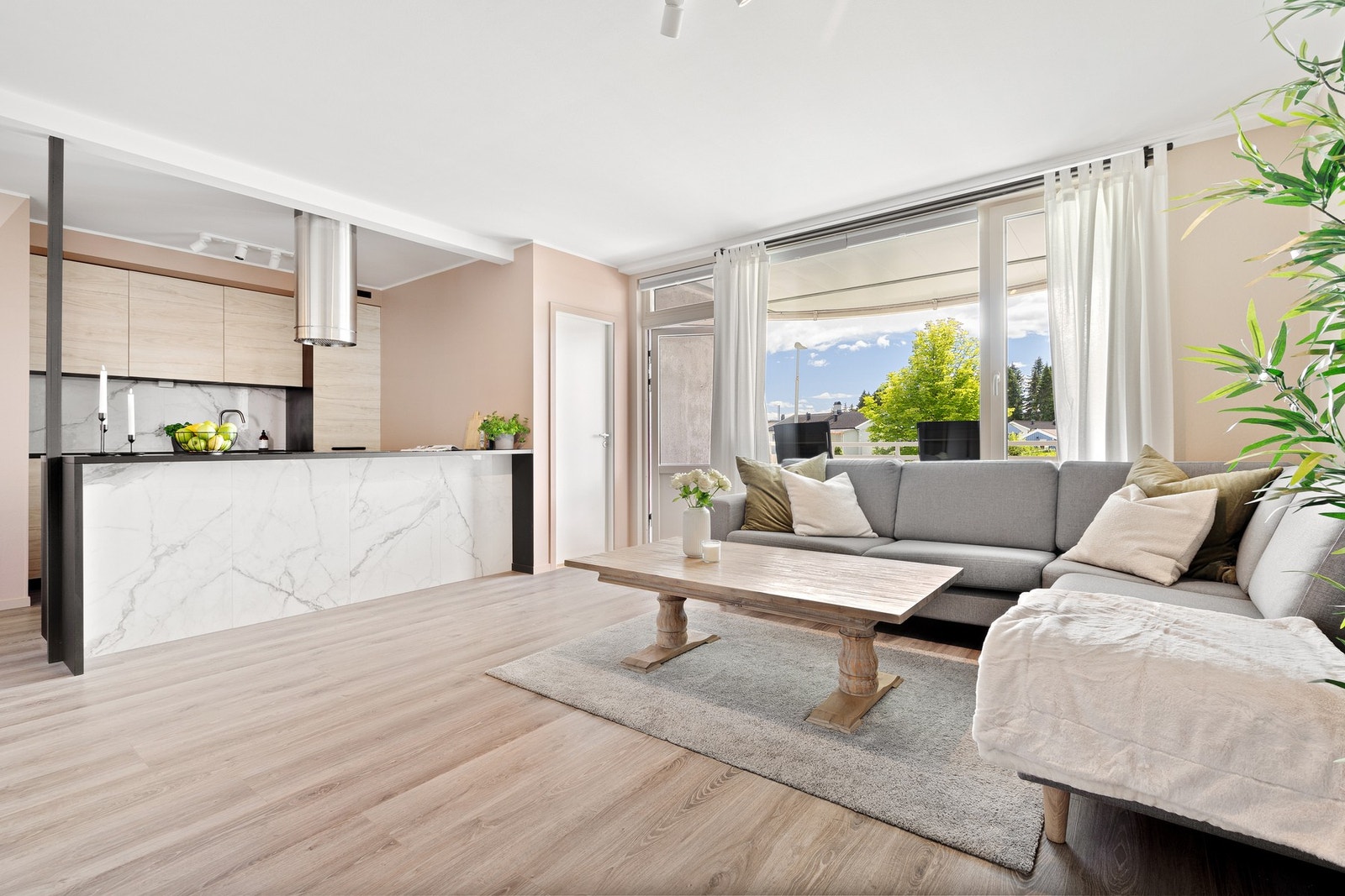 EiendomsMegler 1 ved Anders Keiseraas har gleden av å presentere Midteggen 8. Galleribilde