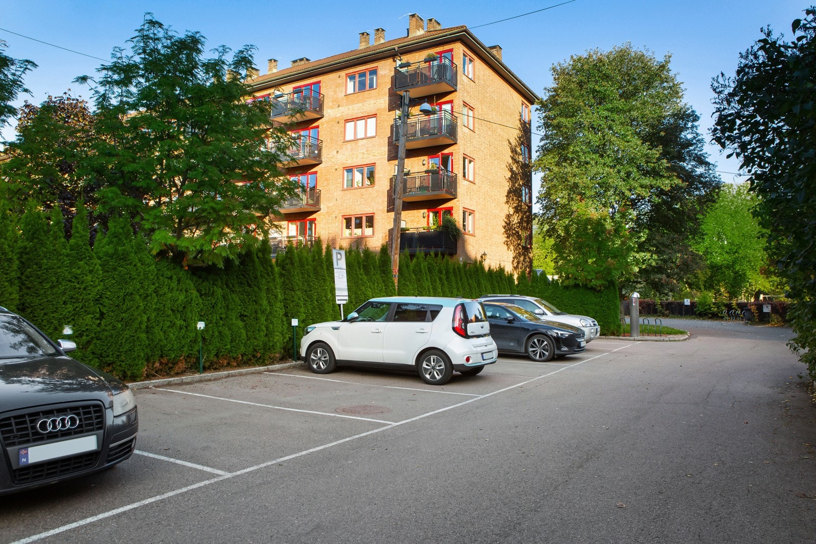 Det er også gjesteparkering på området. Galleribilde