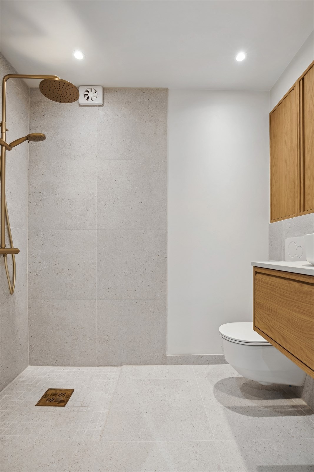 Badet har varmekabler i gulv som gir jevn og god varme Galleribilde