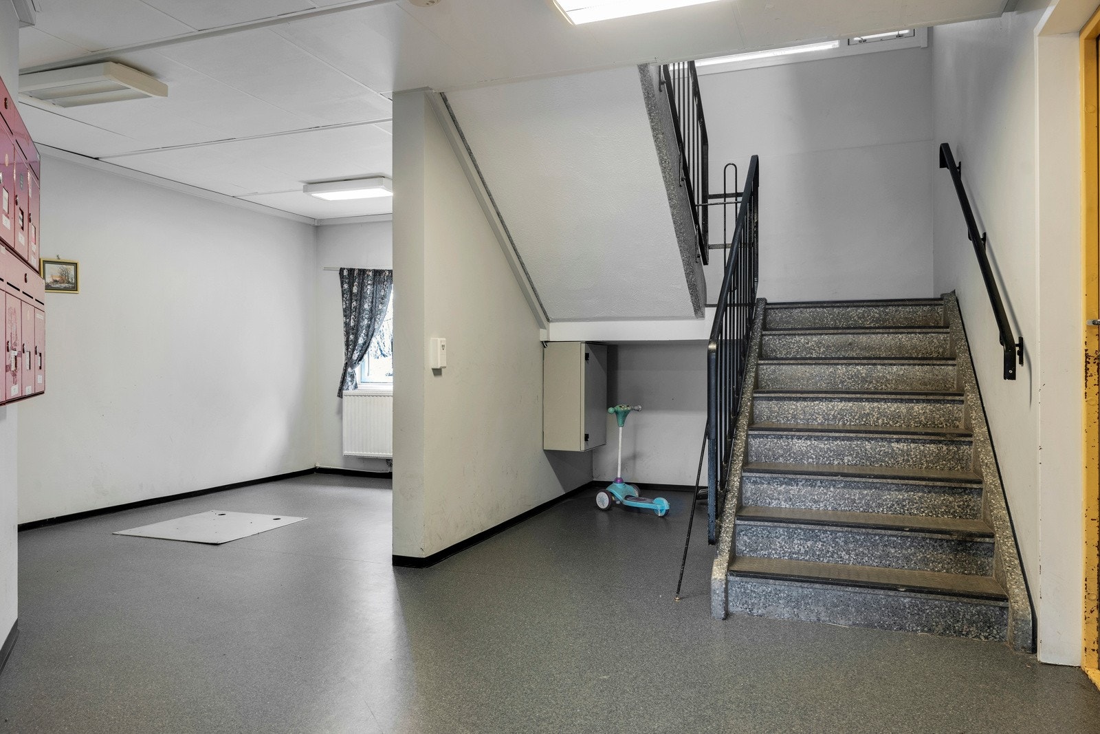 En romslig 4-roms andelsleilighet med god intern beliggenhet på Åsbråten Galleribilde