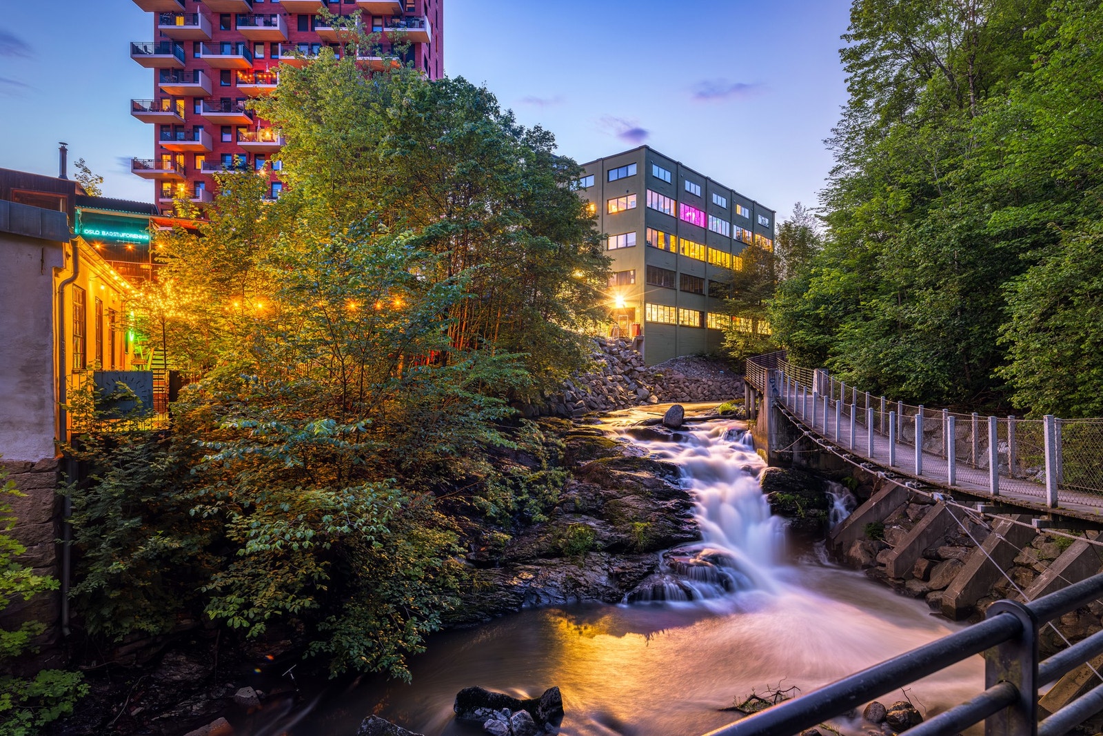 Med Alnaelva like utenfor døren får du flotte tur- og rekrasjonsmuligheter. Galleribilde