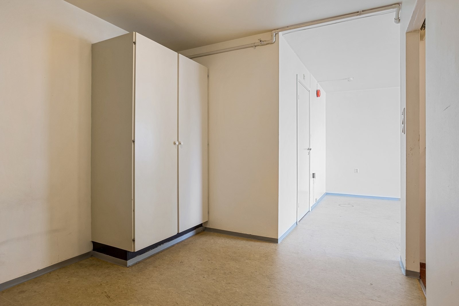Plass til garderobeskap i sovealkove Galleribilde