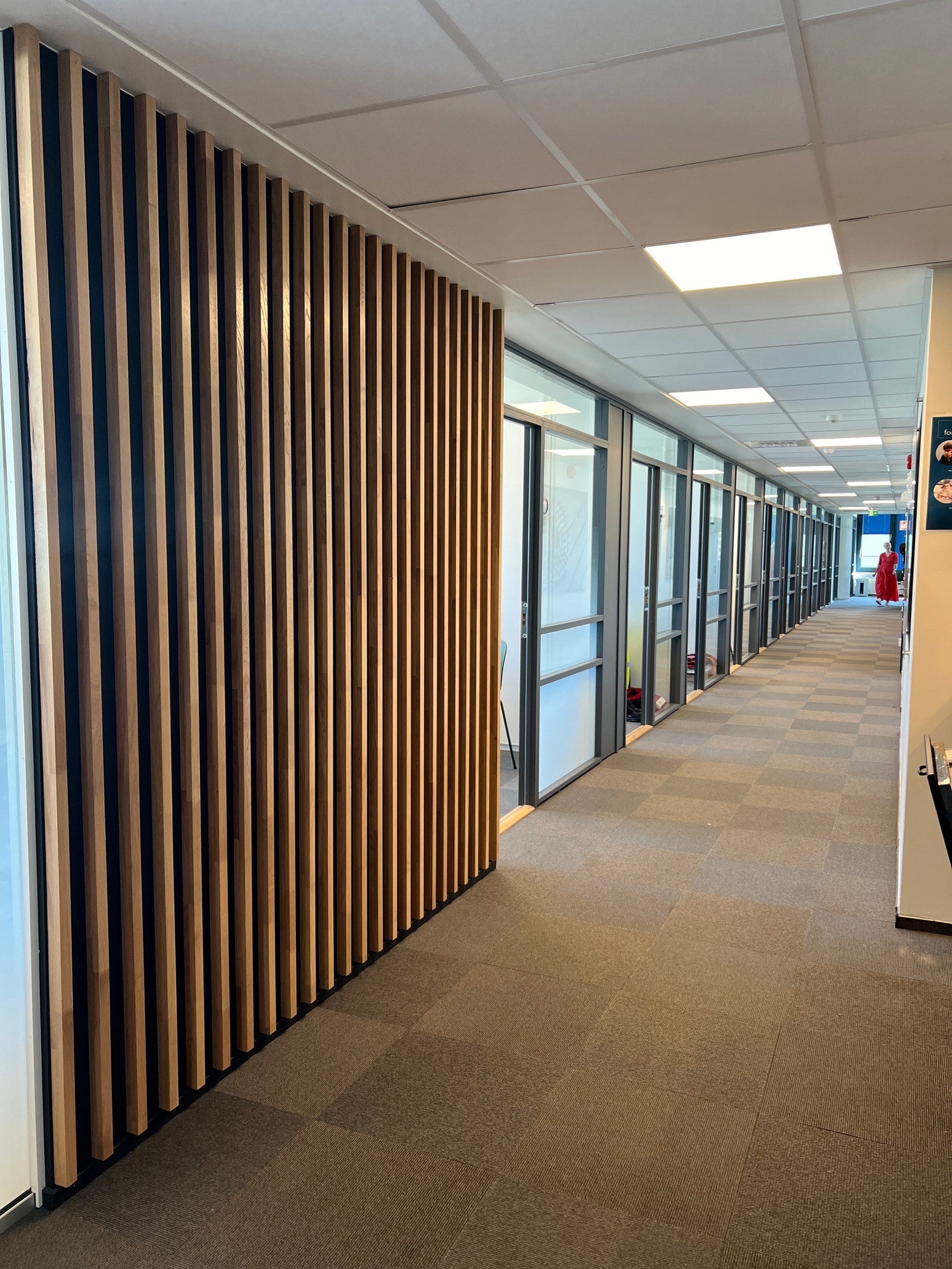 LED-belysning i hele lokalet Galleribilde