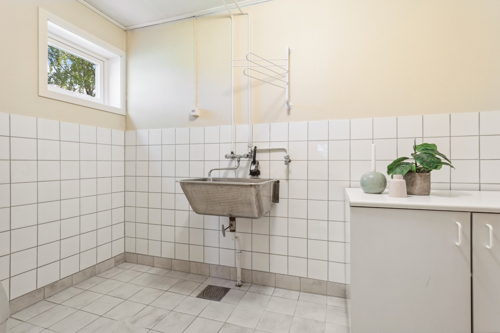 Vaskerom i kjeller. Galleribilde