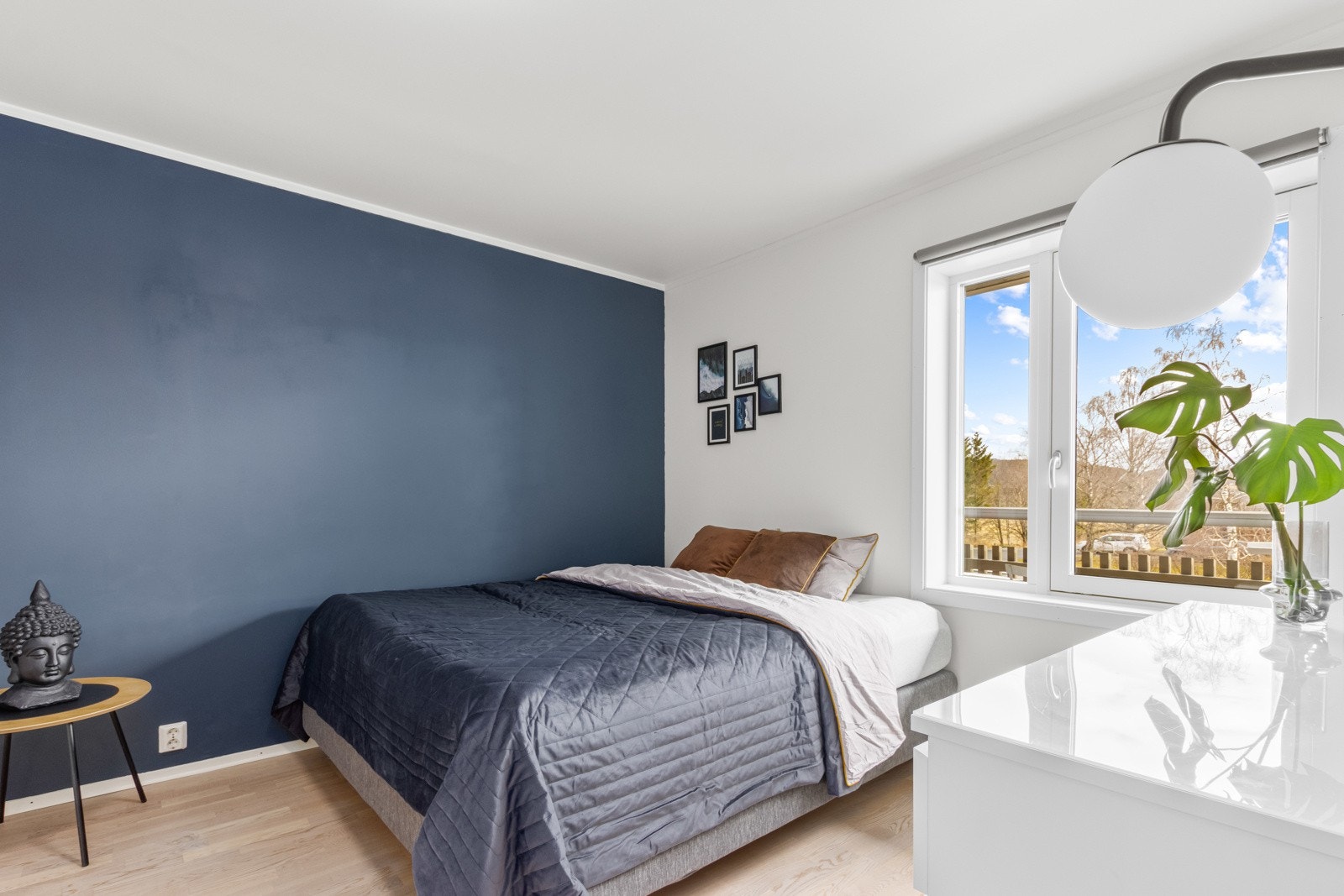 Leiligheten inneholder 2 soverom på hhv. 12 og 7 kvm. Galleribilde