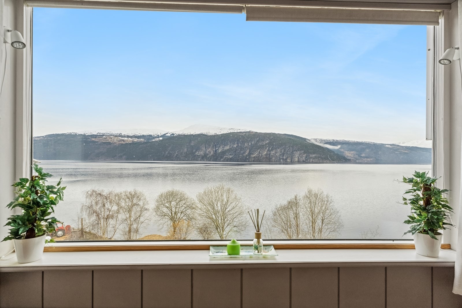 ..samt tek naturen inn og gjev ei flott utsikt. Galleribilde