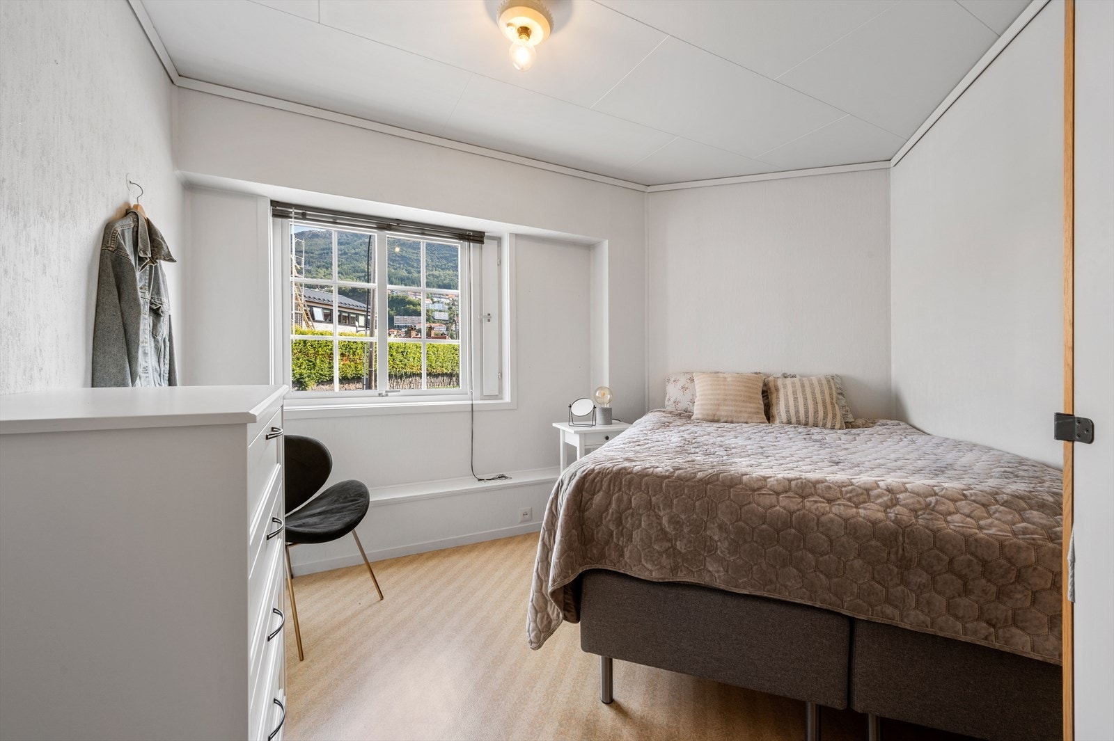 - Flott soverom på 9,1 m² - Galleribilde