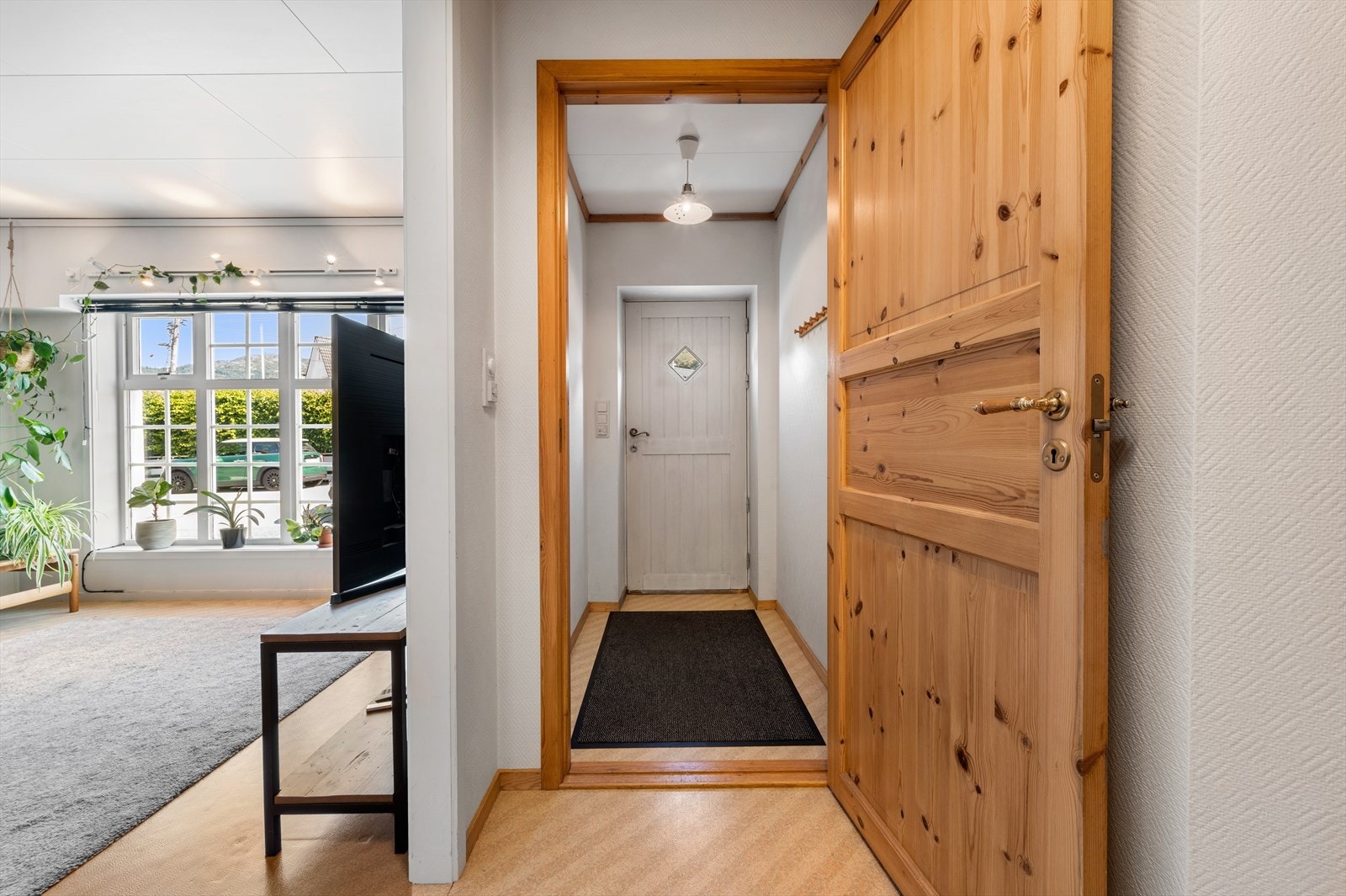- Enkel entre på 3,6 m² - Galleribilde