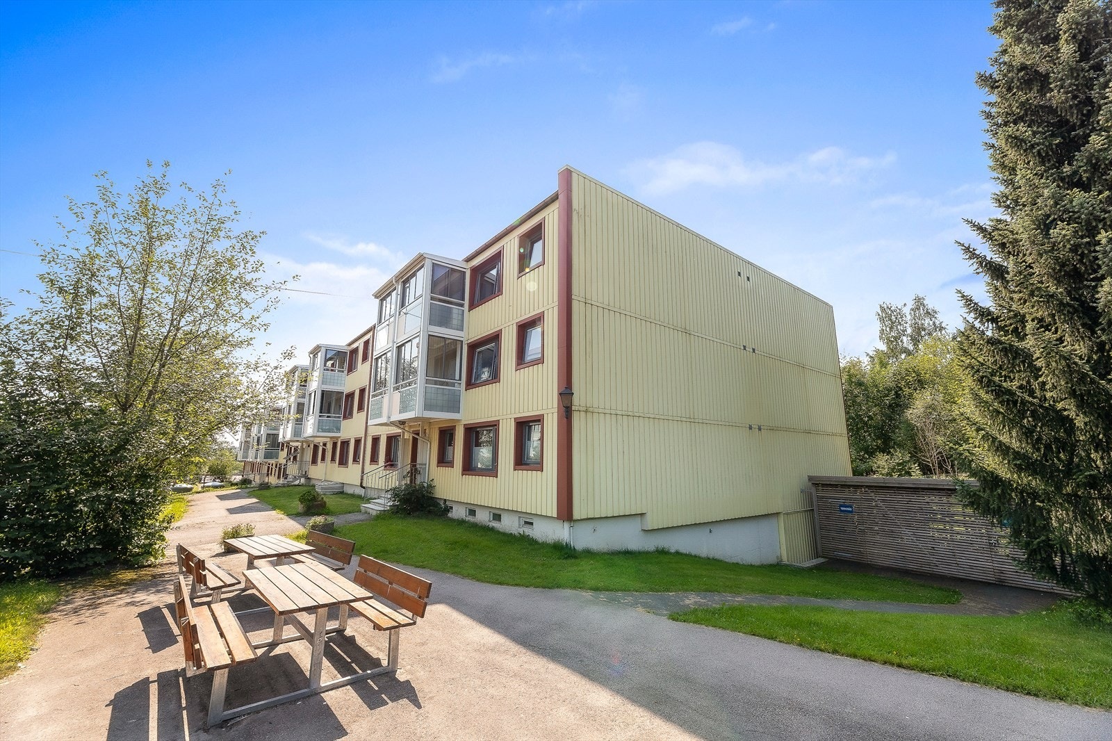 Fasade. Galleribilde