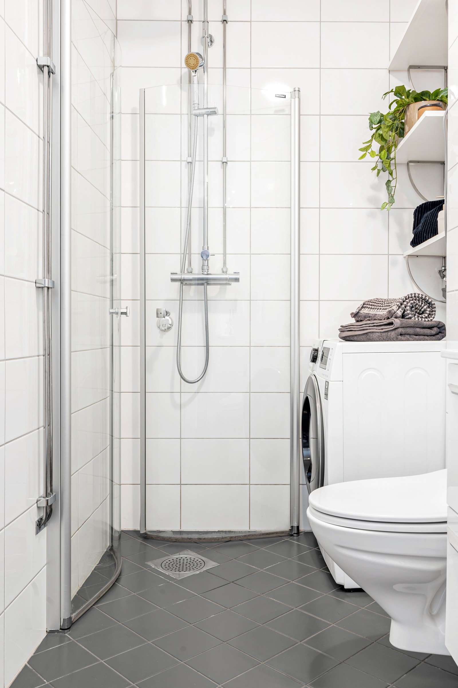 Om du ikke ønsker å gjøre klesvasken hjemme, har aksjelaget fellesvaskeri som kan benyttes. Galleribilde