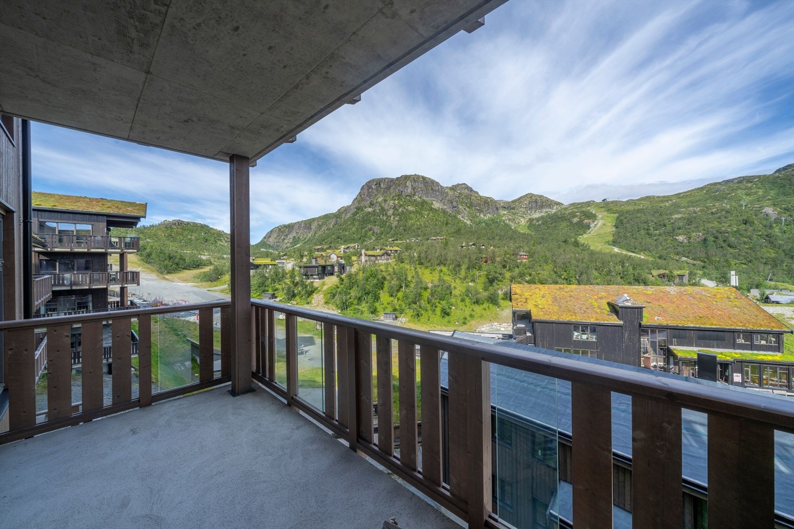 Utsikt fra terrasse.jpeg Galleribilde