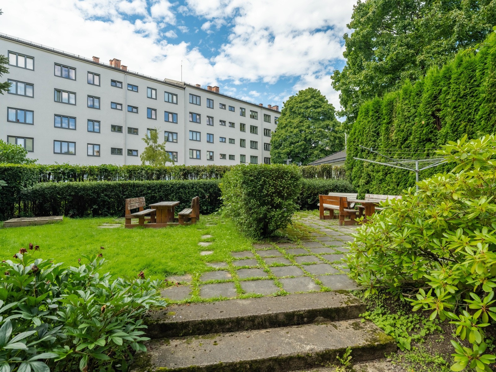 Borettslaget av 74 leiligheter, er veldrevet og har god vedlikeholdshistorikk. Galleribilde