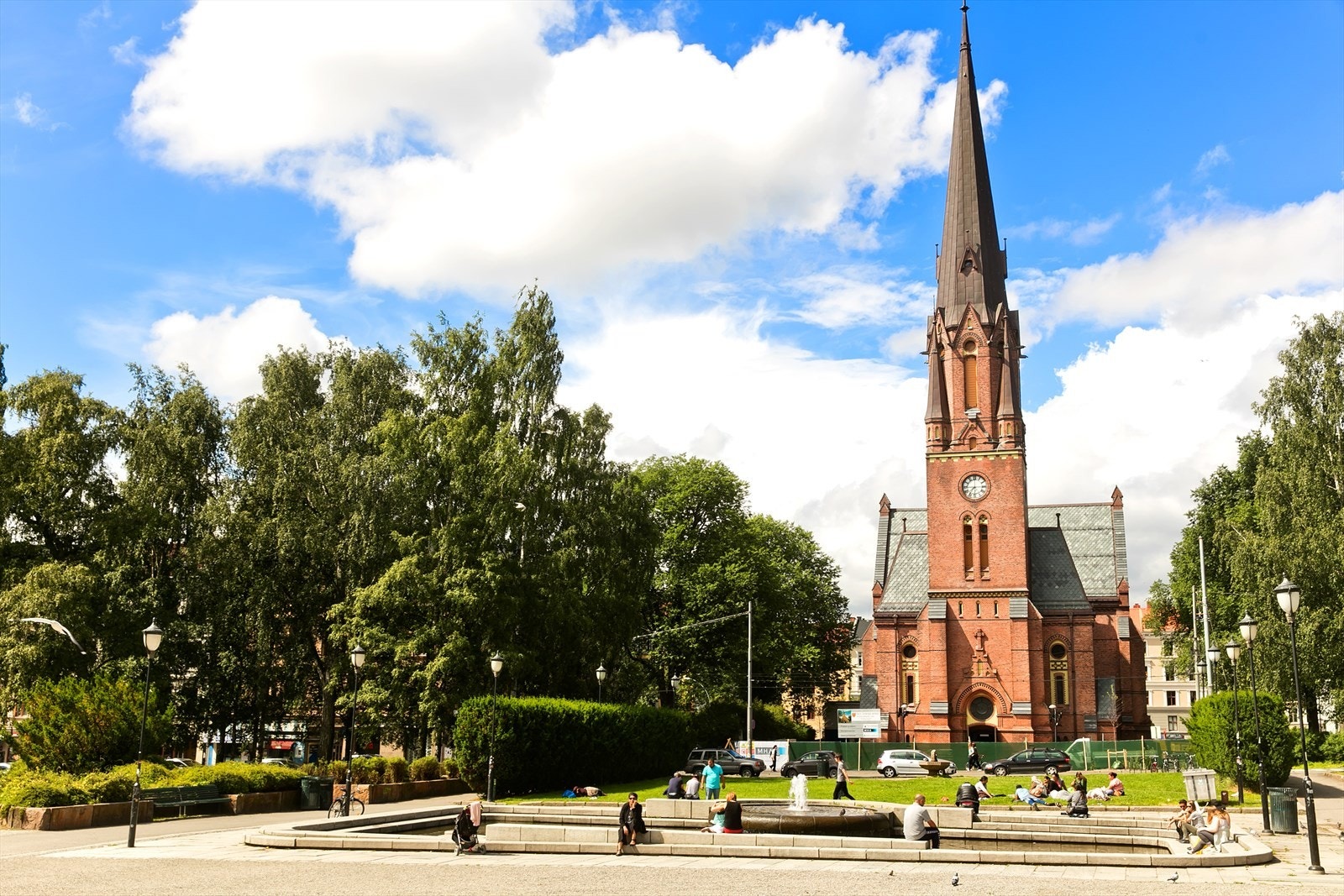 Paulus kirke finner dere på Gruneløkka. Galleribilde
