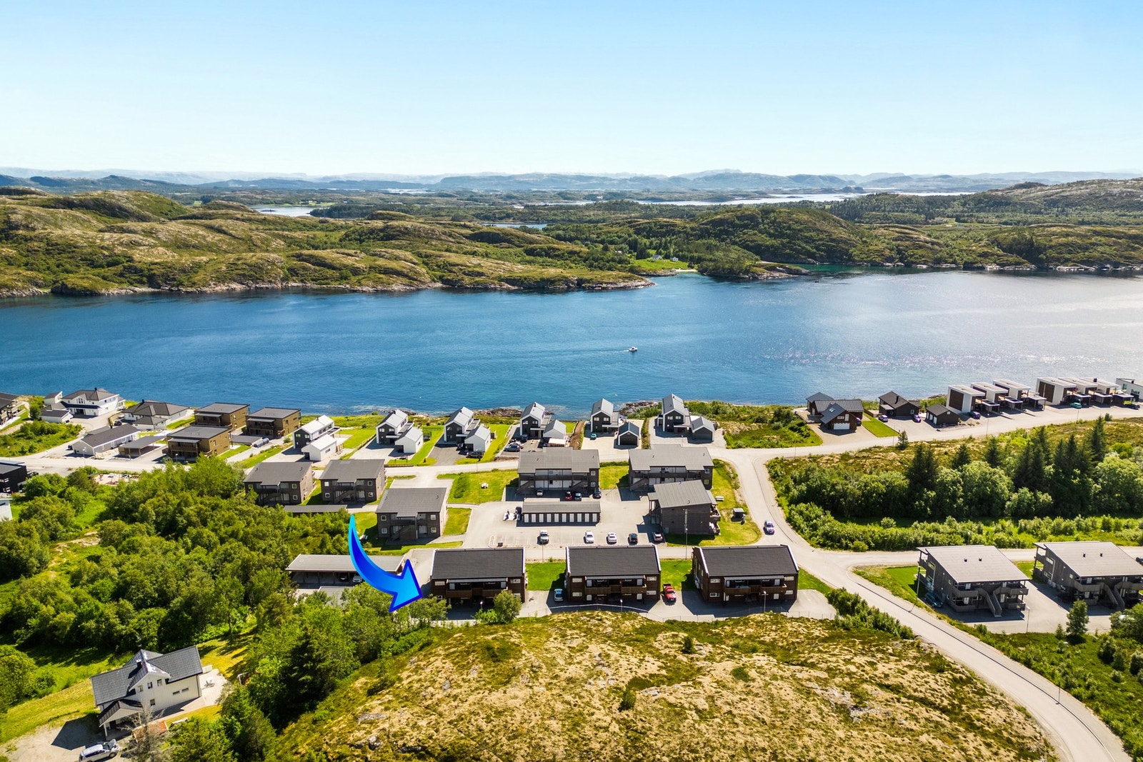 Attraktivt og nyere boligområde, vest for Nærøysundbrua Galleribilde