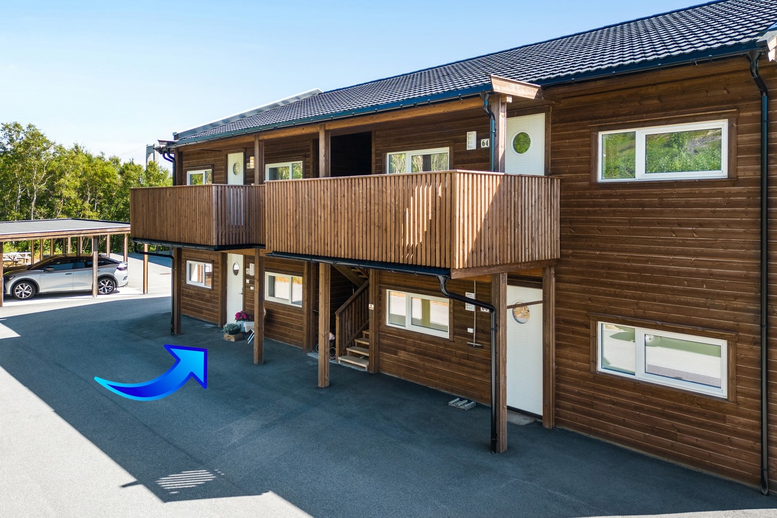 Asfaltert gårdsplass Galleribilde