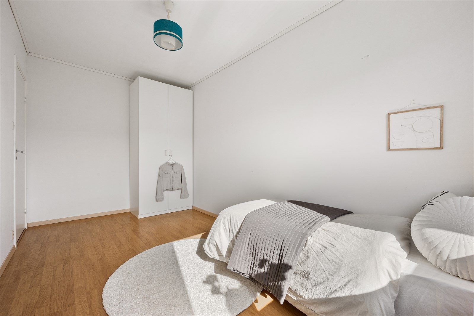 Garderobe følger handelen Galleribilde