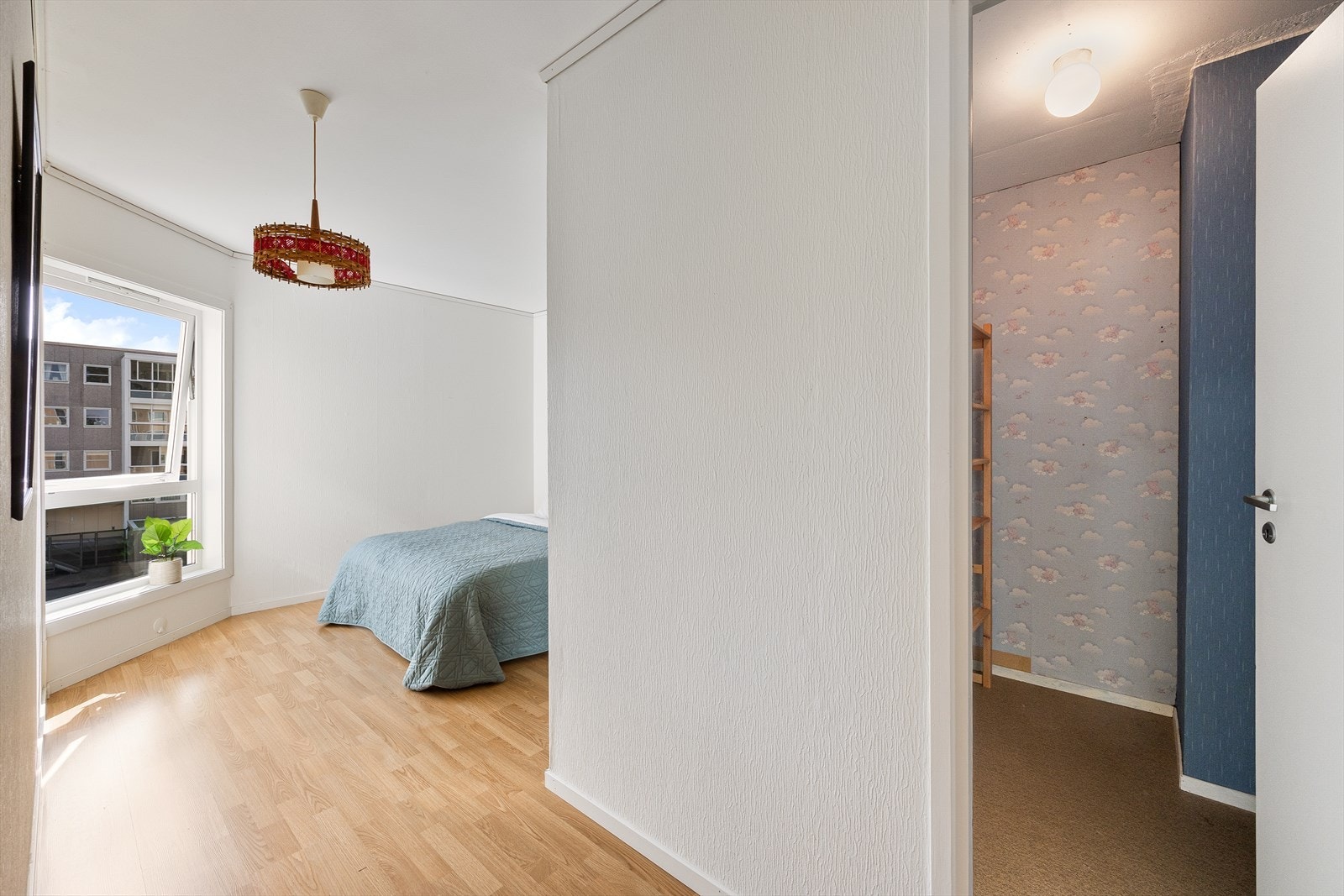 Soverom 1 - 13,3 m² samt bod på 2,6 m² Galleribilde