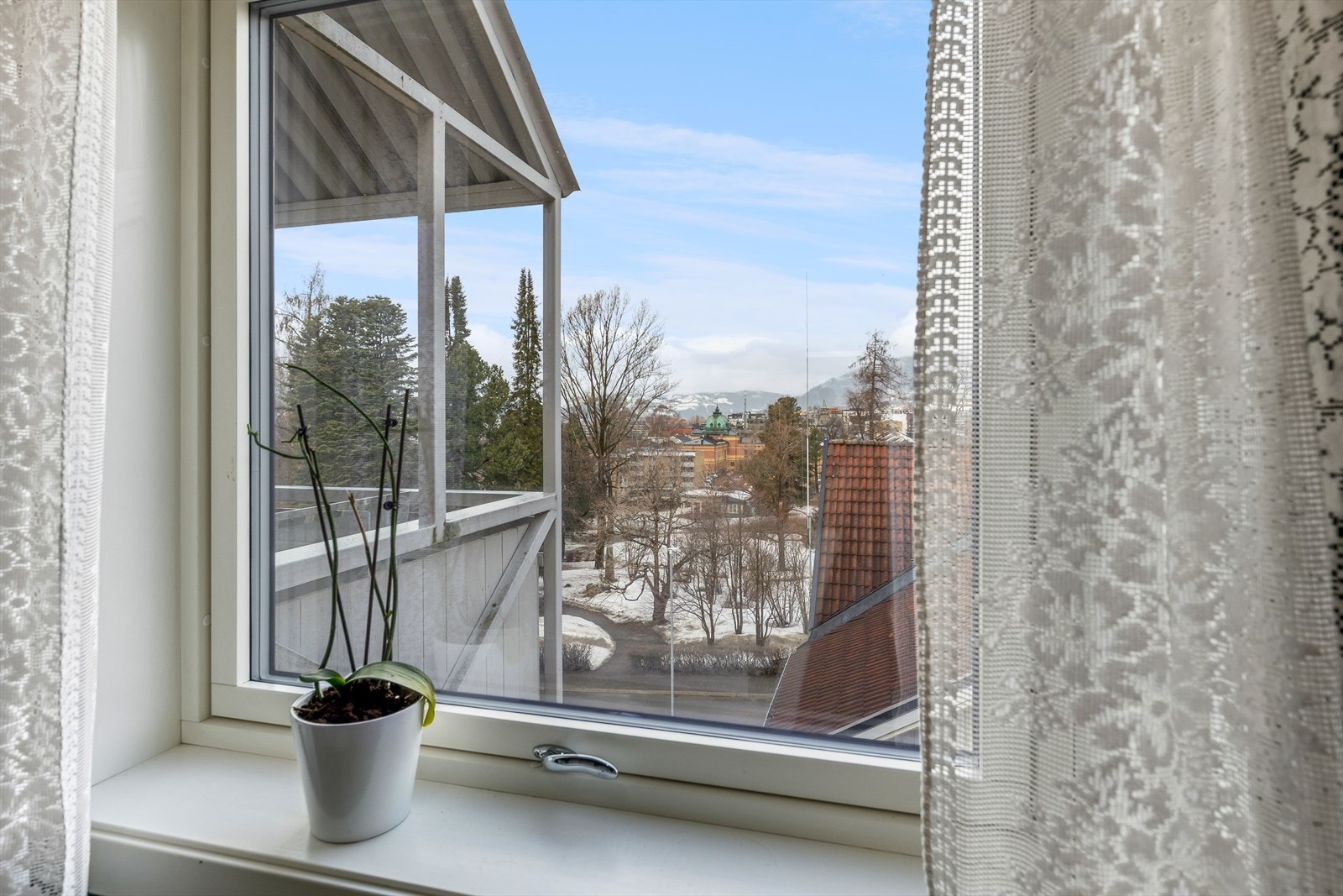 Fra leiligheten får du tilgang til en flott utsikt. Galleribilde