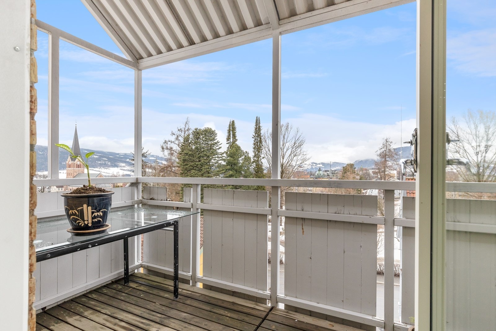 Utsikt fra balkongen. Galleribilde